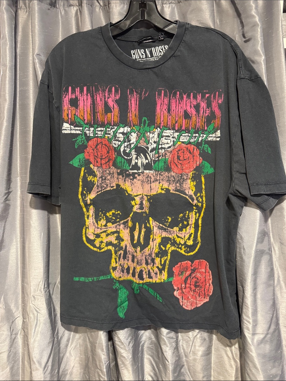 ASOS Black Guns & Roses Tee Size Medium